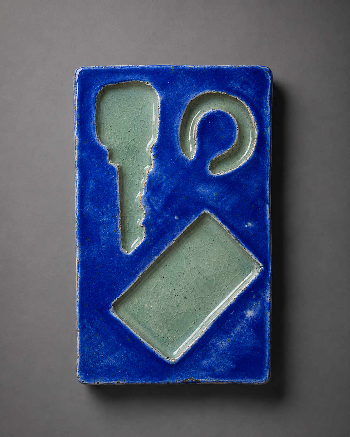 Ceramic puzzle tray